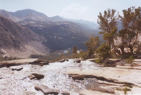 06b-evolutionlakeoutlet_evolutionvalley.jpg (70982 bytes)
